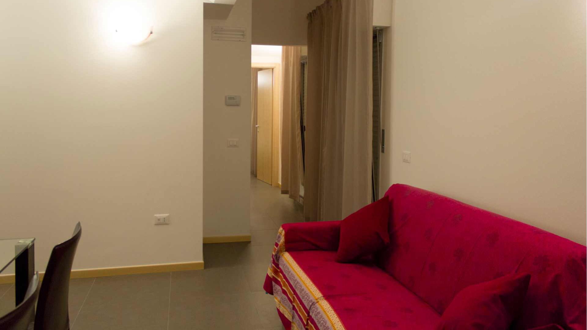 Corridoio accesso camere - bagno - corte interna